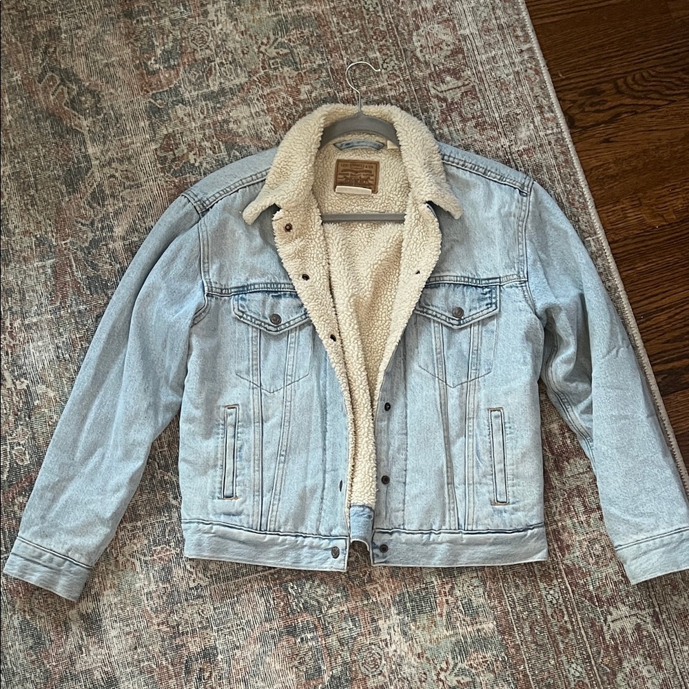 Levi's Blue Denim Jacket with Cream Sherpa Collar